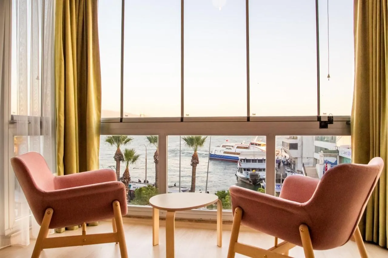Appartamento Flat With Sea View Near Karsiyaka Coast Smirne