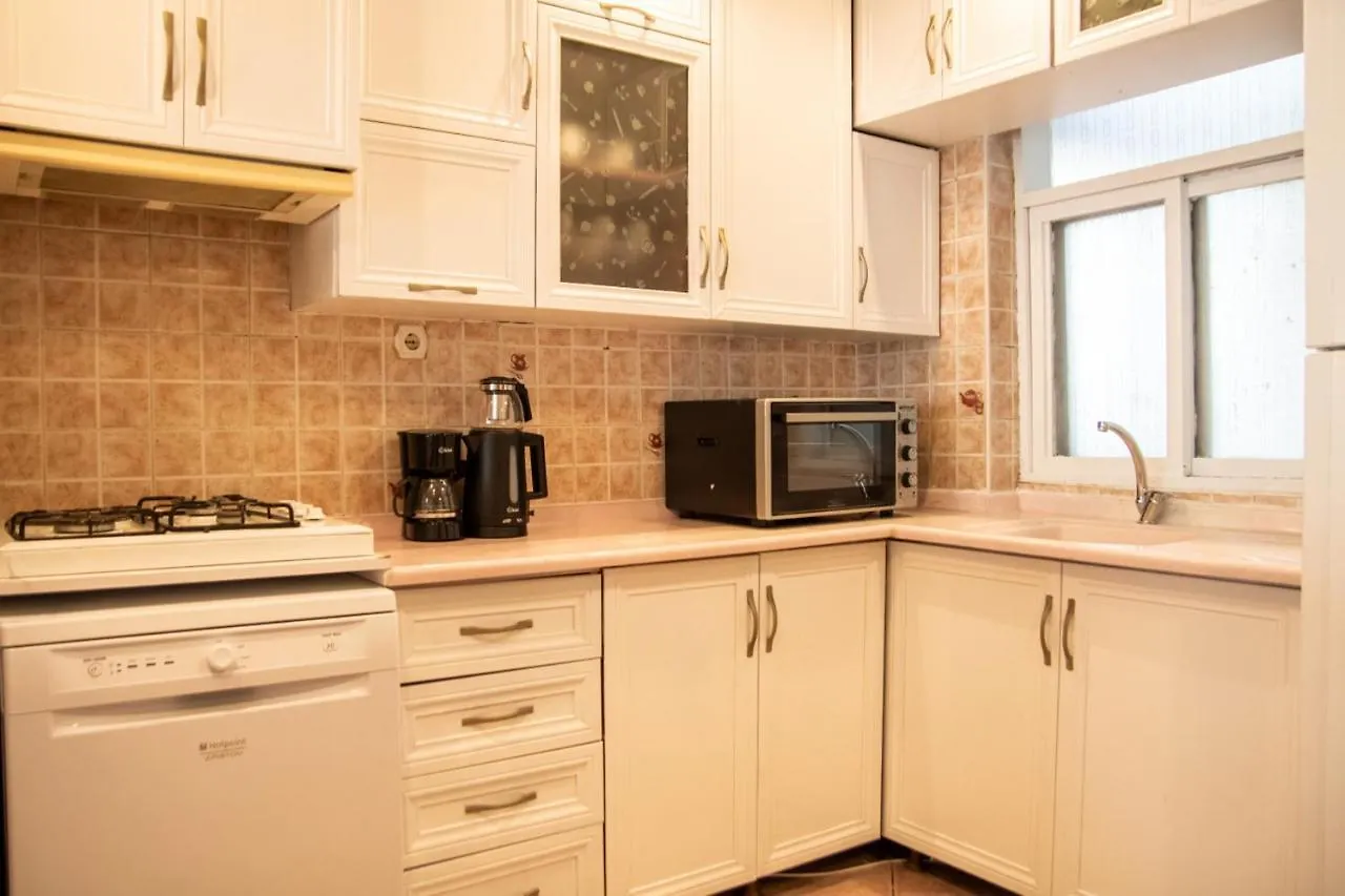 Flat With Sea View Near Karsiyaka Coast Appartement İzmir